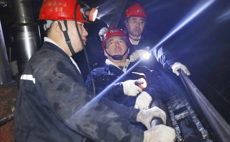 壓緊壓實(shí)安全管理責(zé)任 從嚴(yán)從細(xì)抓好現(xiàn)場(chǎng)管控